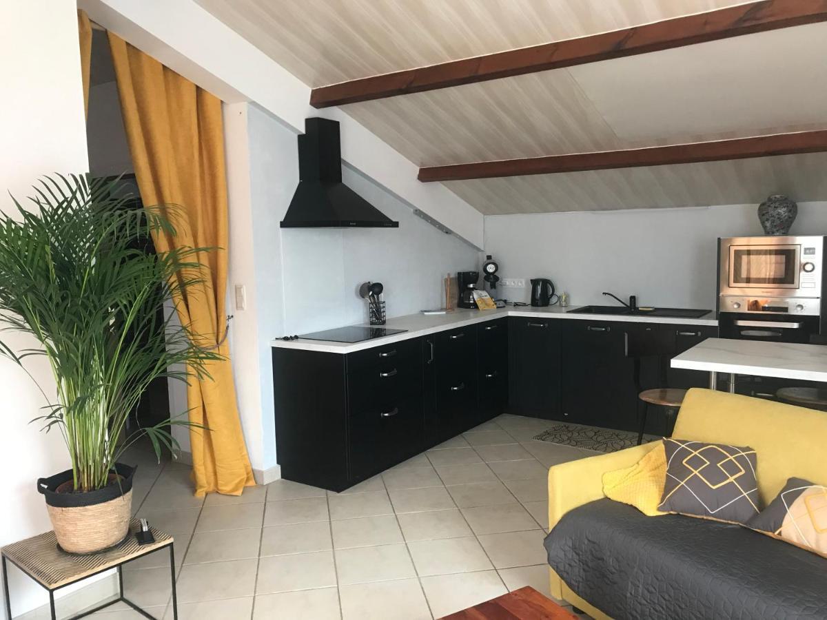 Gite Douceur De Vivre Saint-Avaugourd-des-Landes Exterior foto