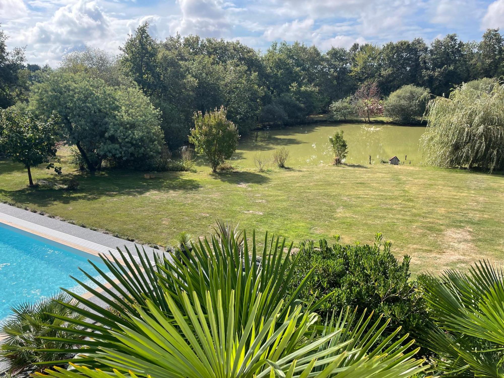 Gite Douceur De Vivre Saint-Avaugourd-des-Landes Exterior foto