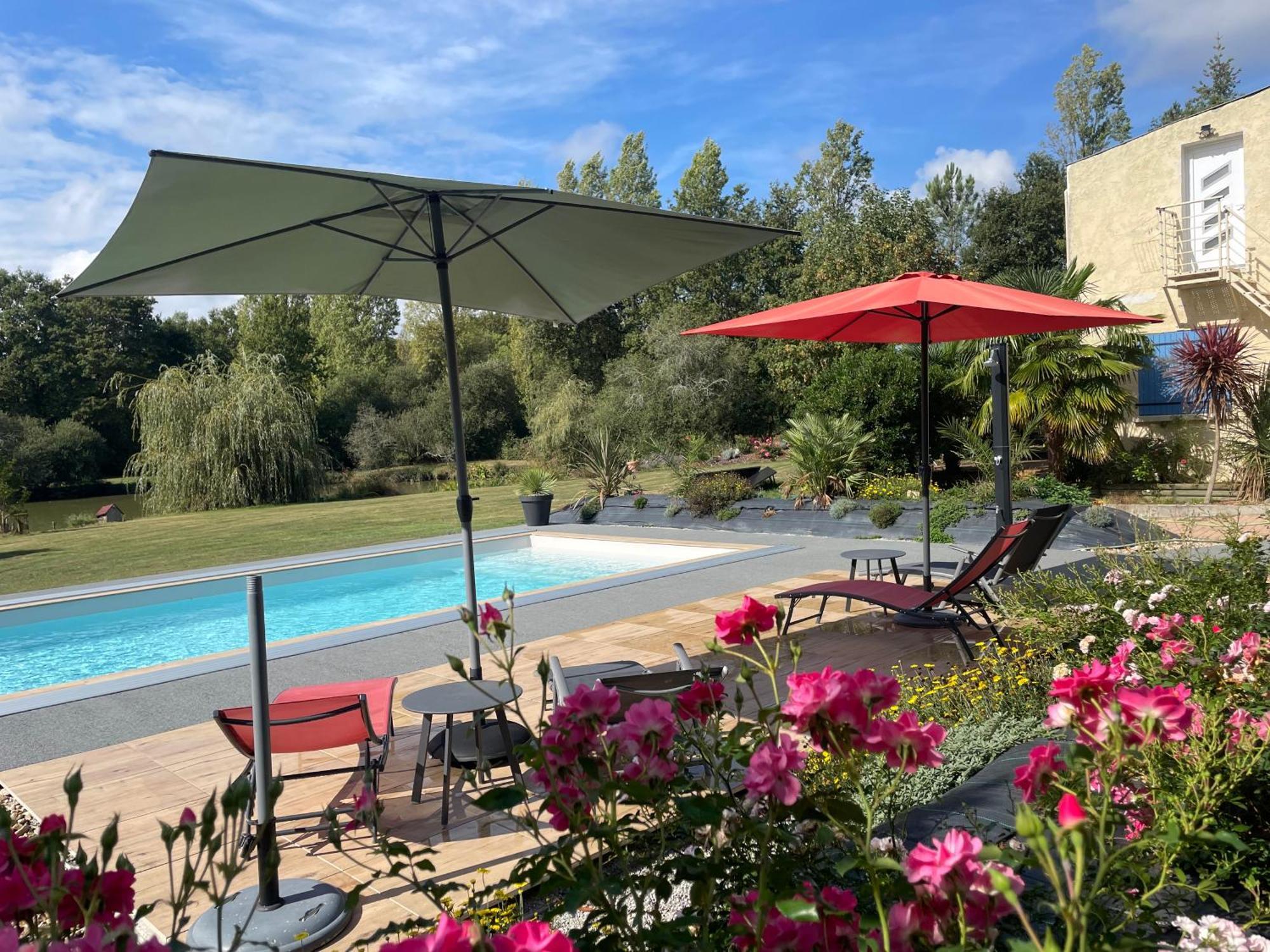 Gite Douceur De Vivre Saint-Avaugourd-des-Landes Exterior foto